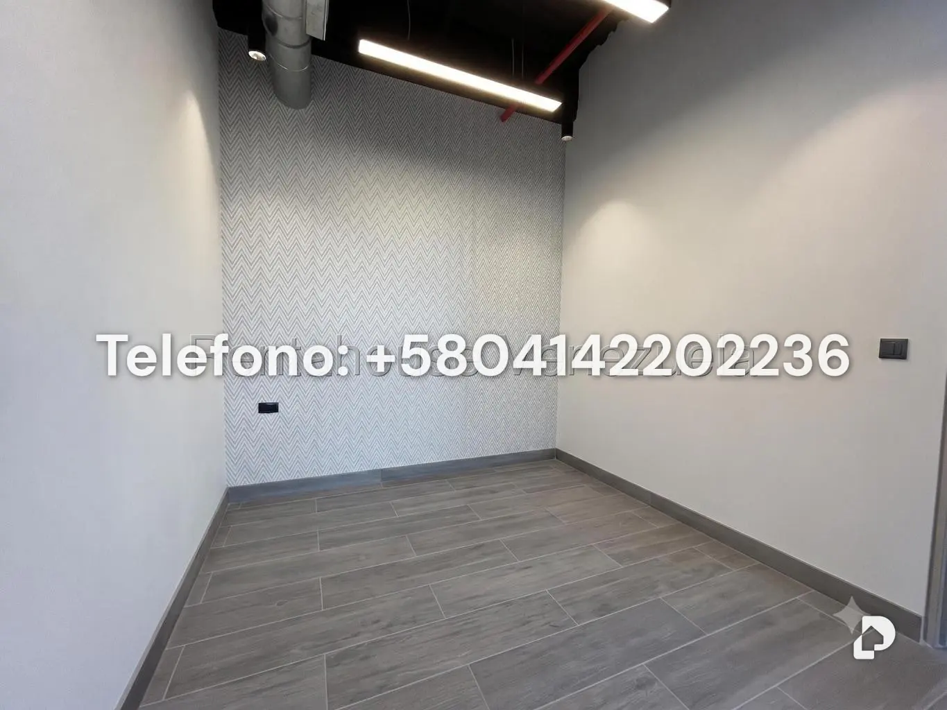 Oficina en Las Mercedes, Caracas – 23