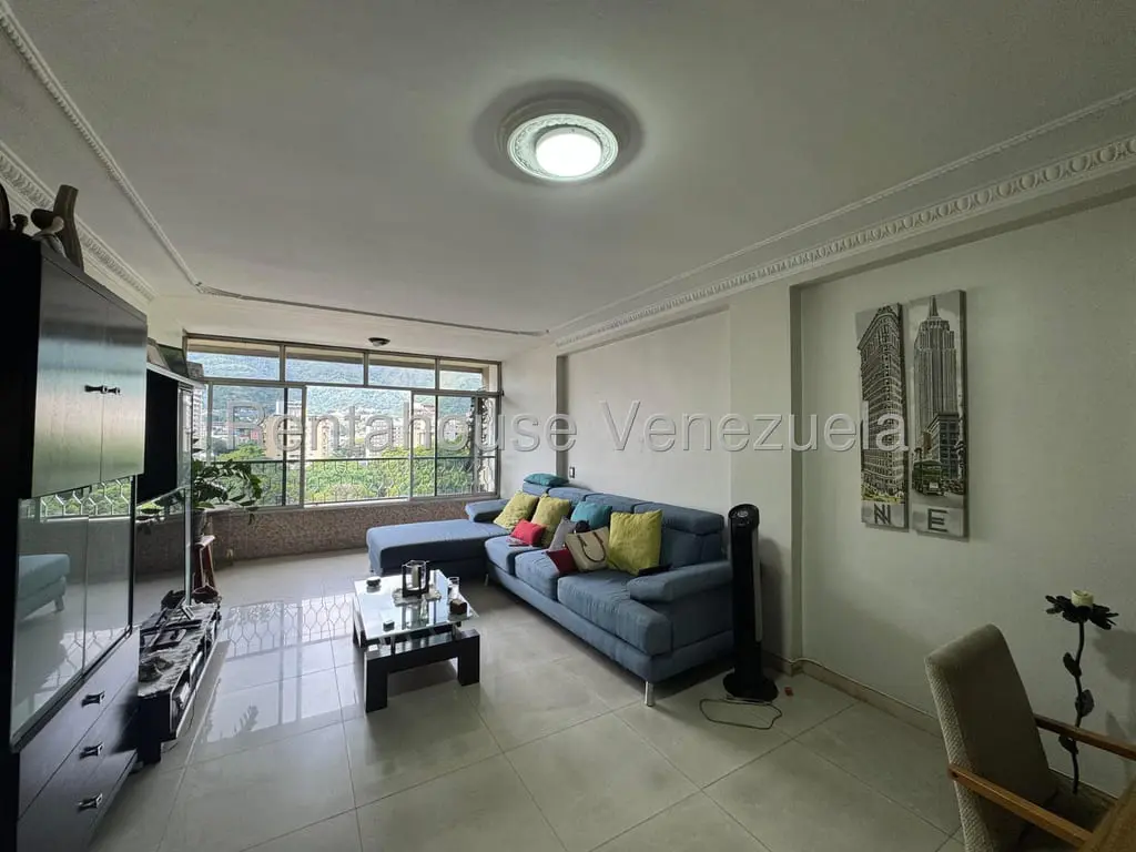 Apartment in La Urbina, Caracas - 1