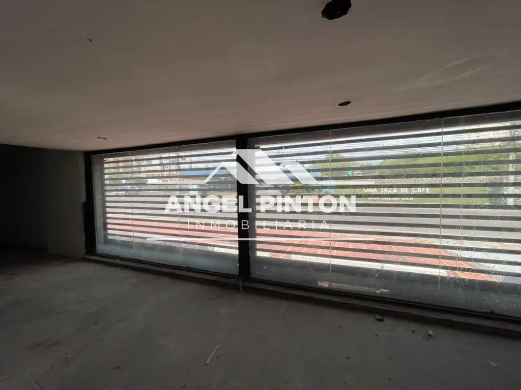 Commercial space in Maracaibo - 1