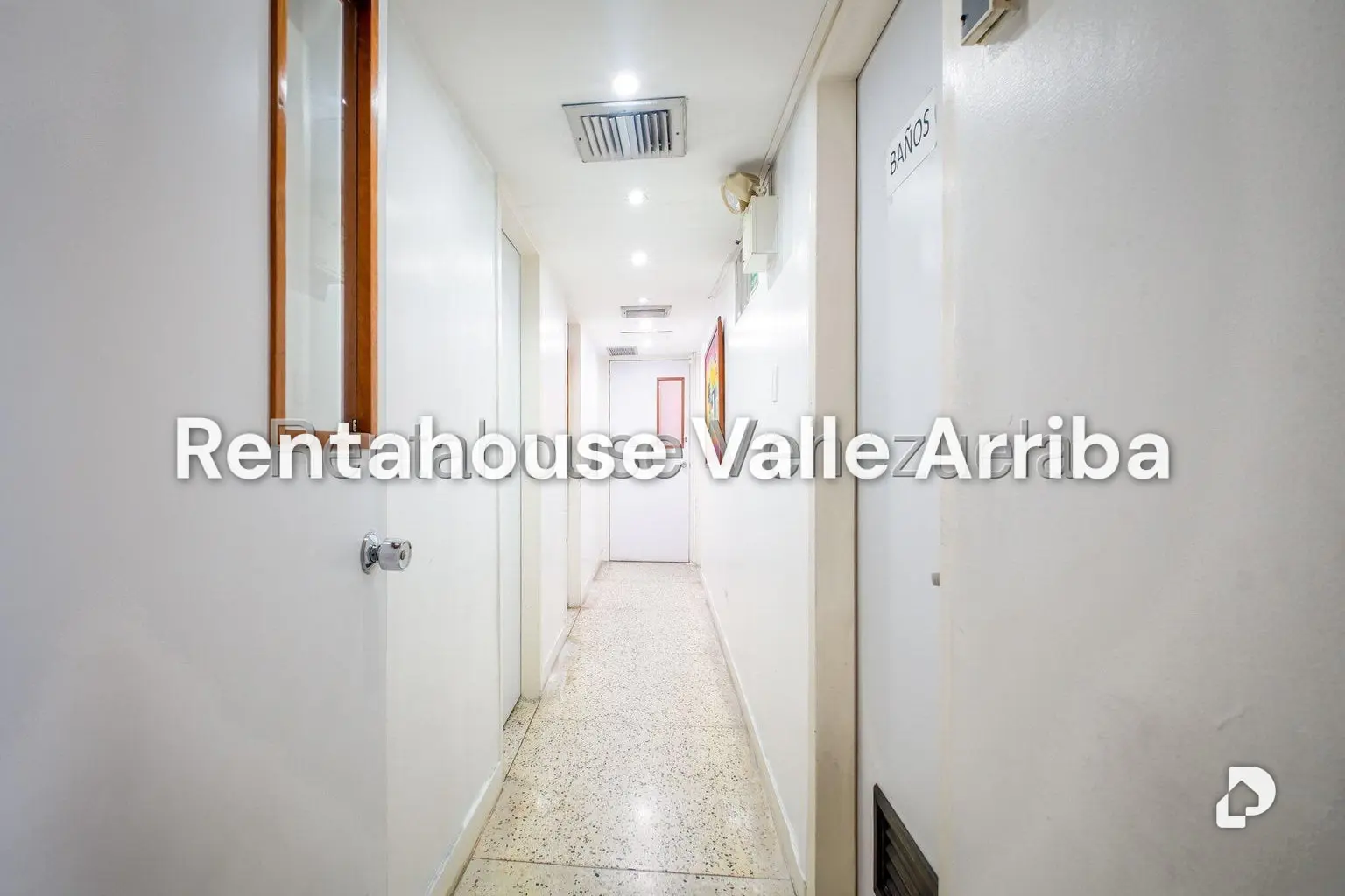 Building in El Rosal, Caracas – 17