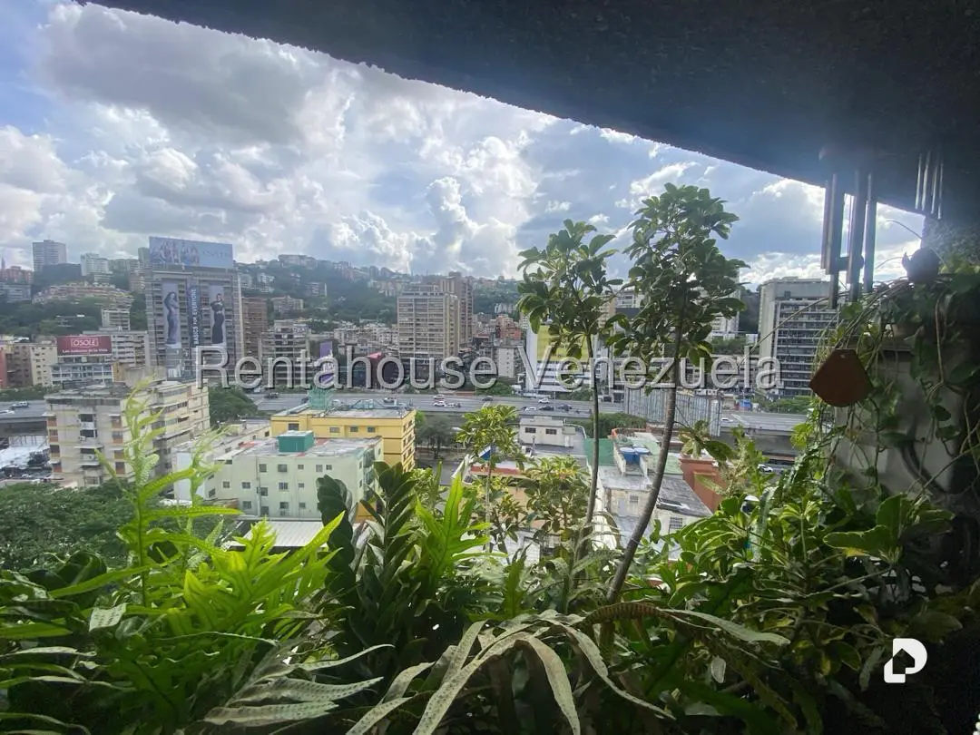 Apartment in Bello Monte, Caracas – 3