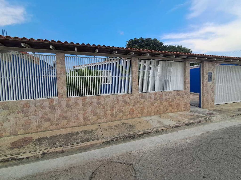 Casa en Paraparal, Valencia - 1