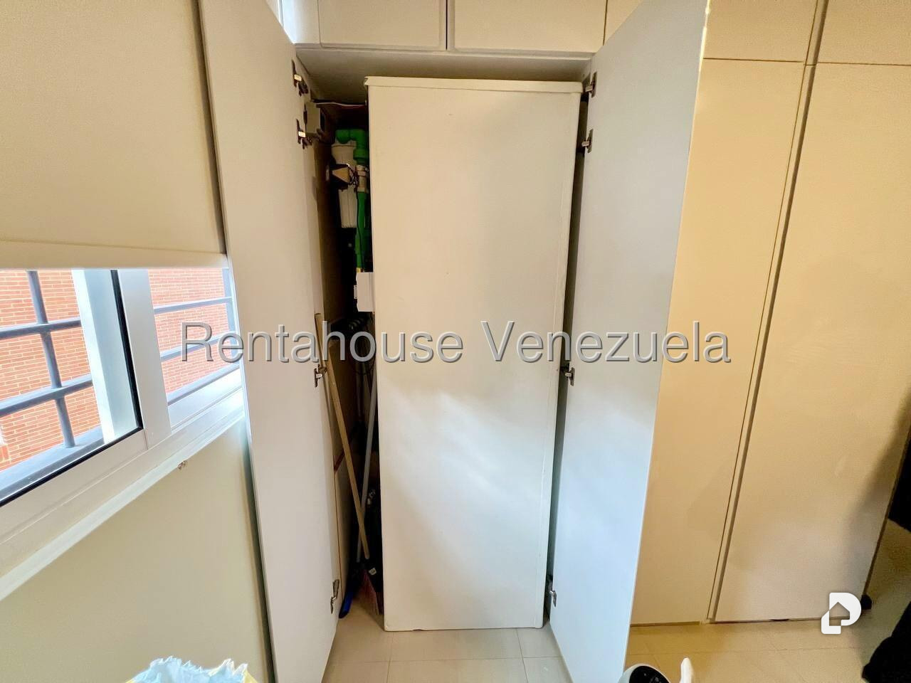 Apartamento en Colinas de La Tahona, Caracas – 18