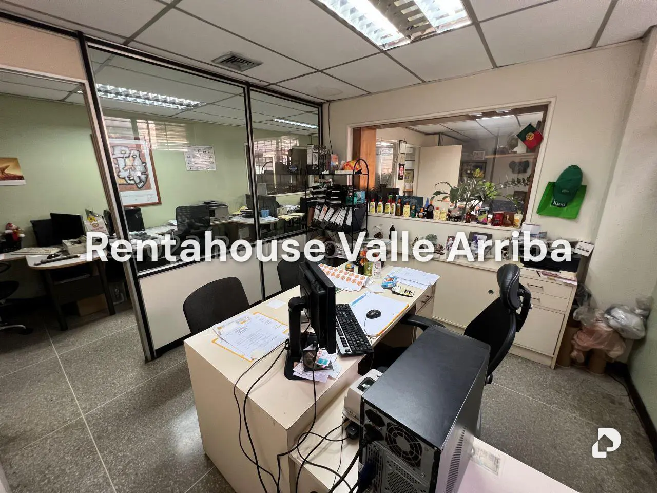 Local comercial en La Urbina, Caracas – 5