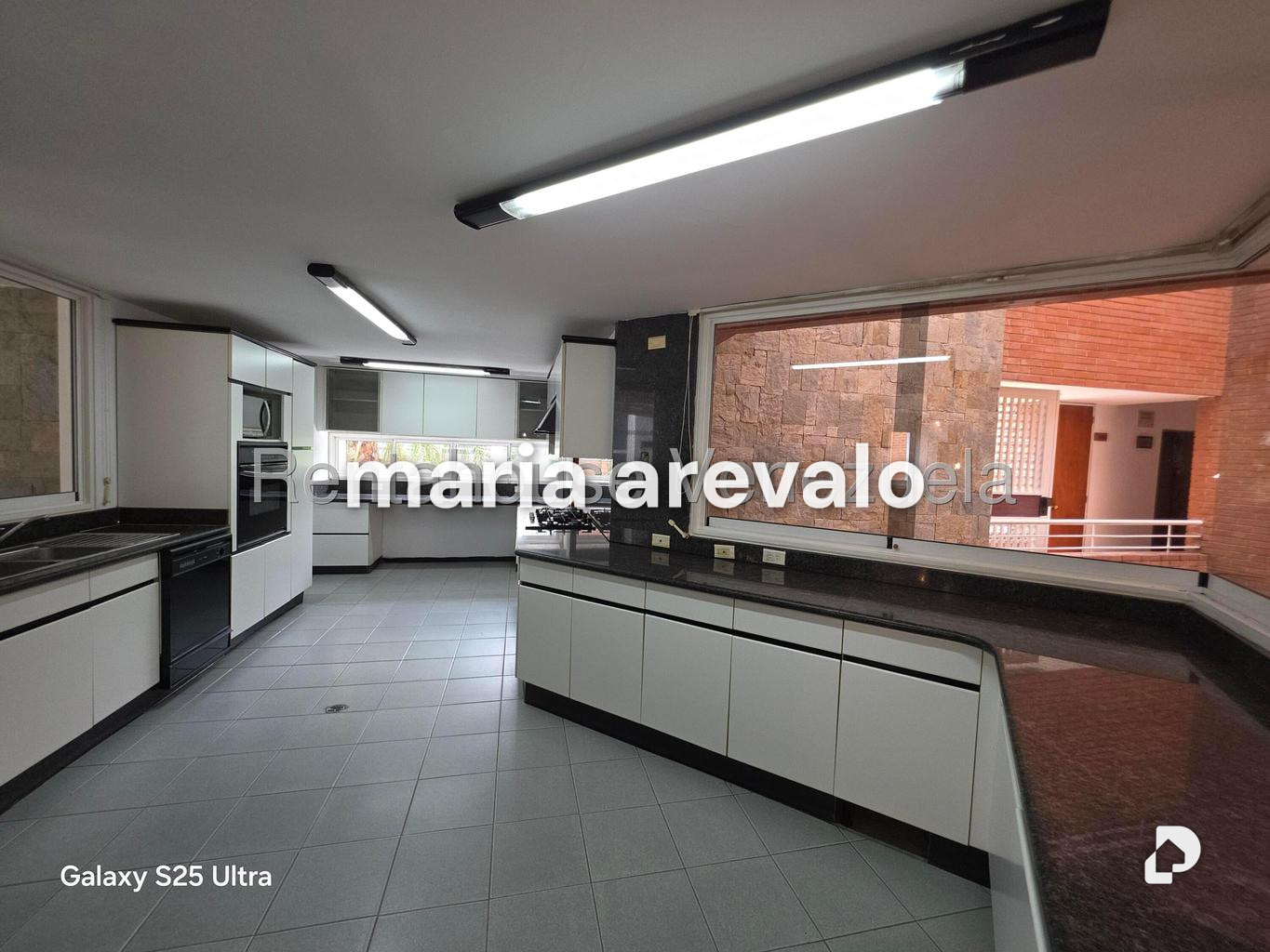 Apartamento en Los Naranjos de las Mercedes, Caracas – 24
