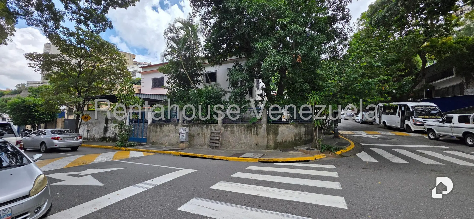 Casa en Colinas de Bello Monte, Caracas – 8