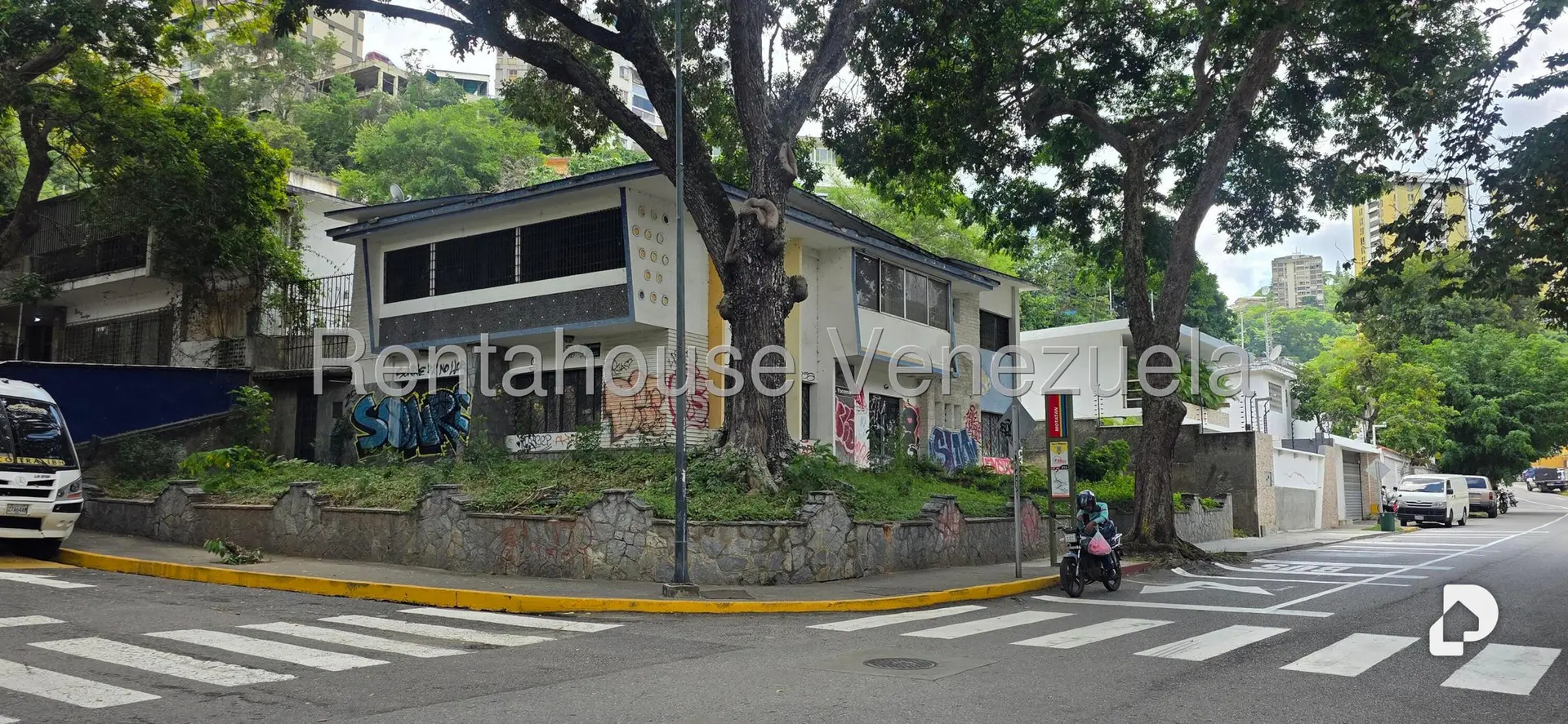 Casa en Colinas de Bello Monte, Caracas – 21