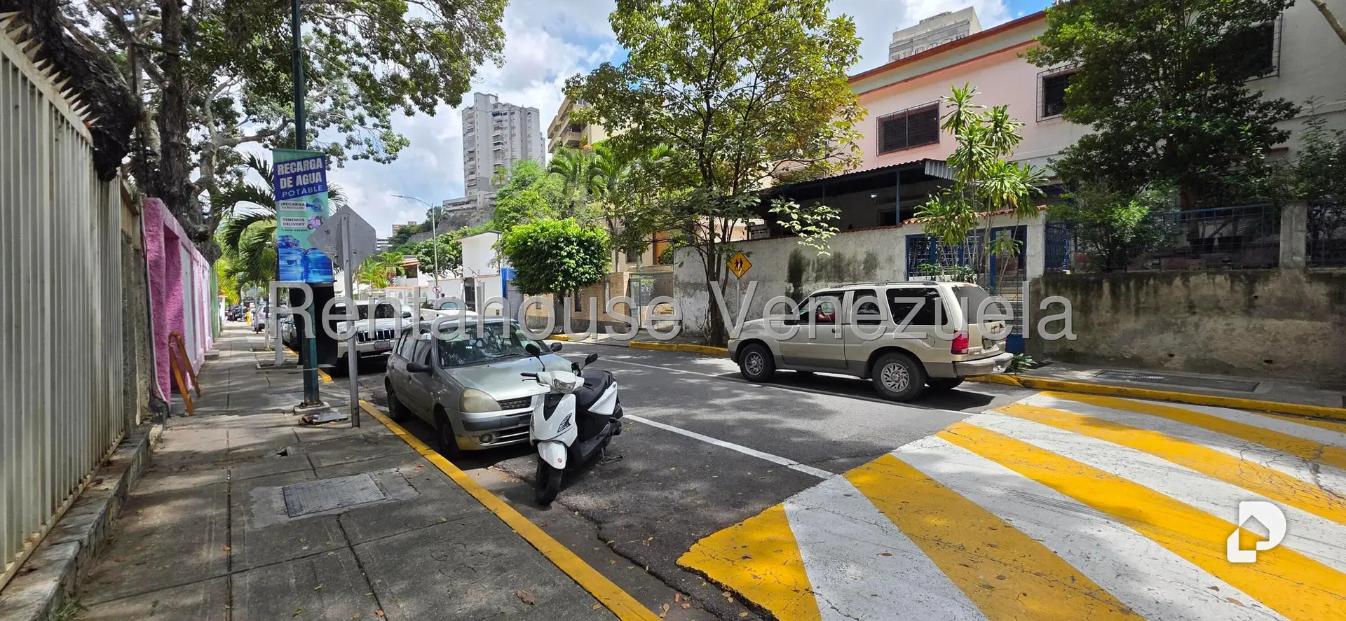 Casa en Colinas de Bello Monte, Caracas – 17