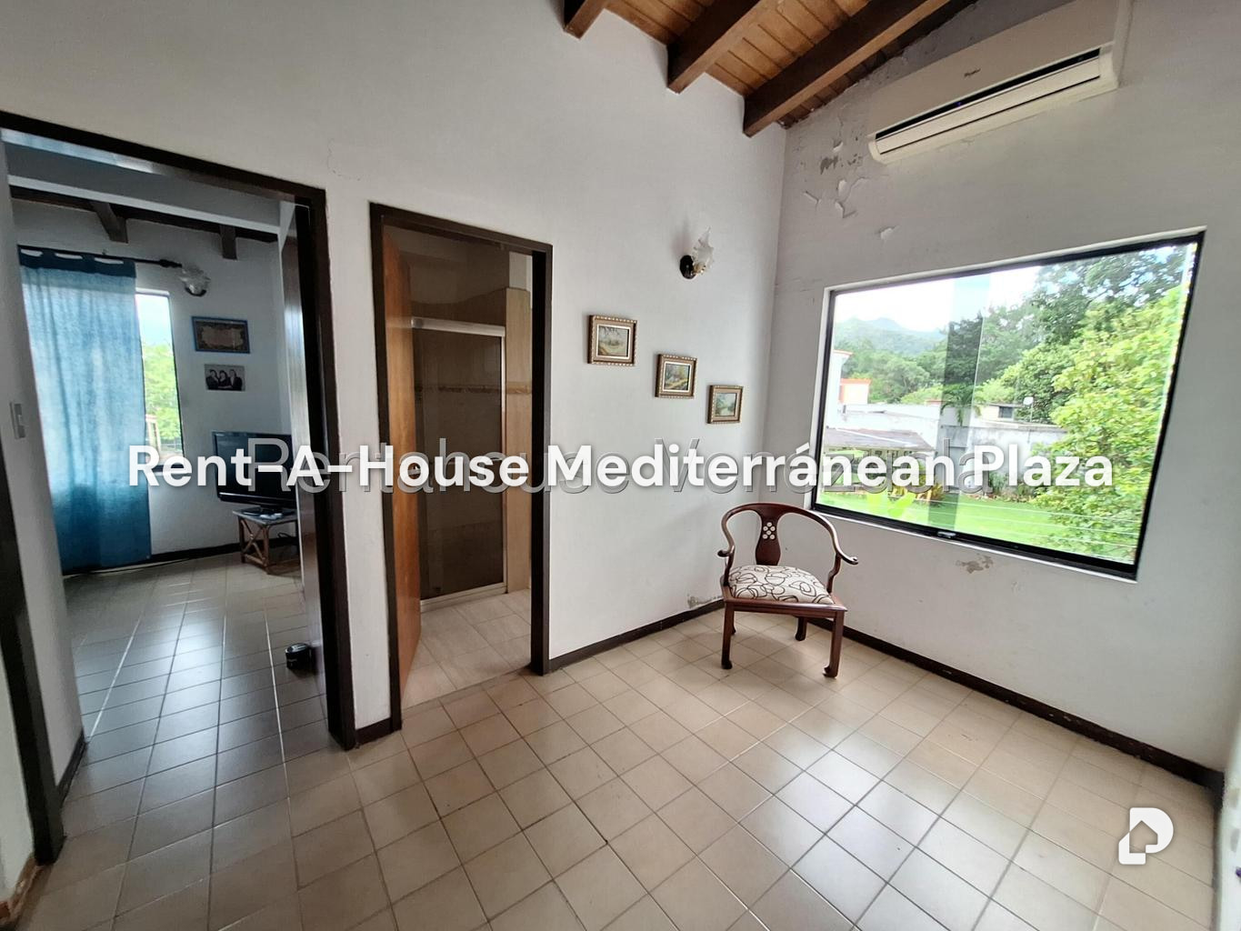 Townhouse en Clavellinas, Naguanagua – 18