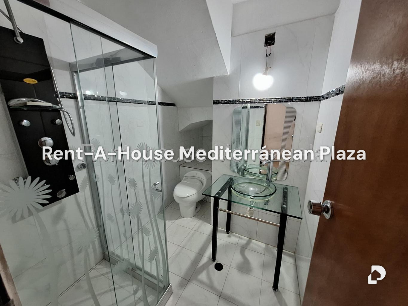 Townhouse en Clavellinas, Naguanagua – 15