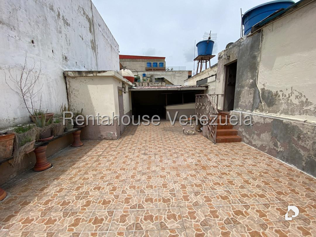 Casa en Catia, Caracas – 16
