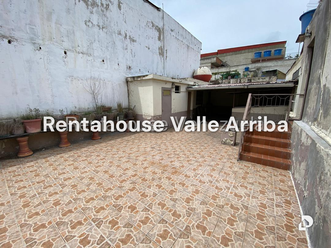 Casa en Catia, Caracas – 14