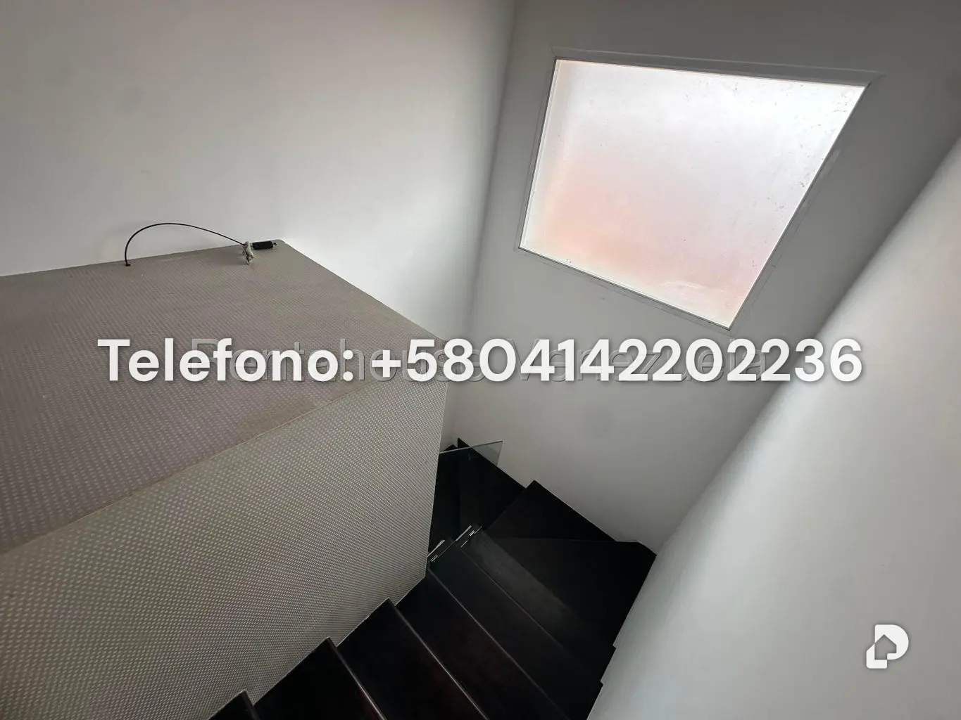House in Lomas de La Lagunita, Caracas – 22