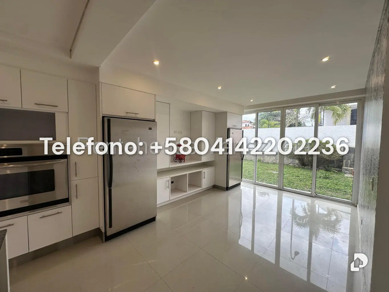 House in Lomas de La Lagunita, Caracas – 9