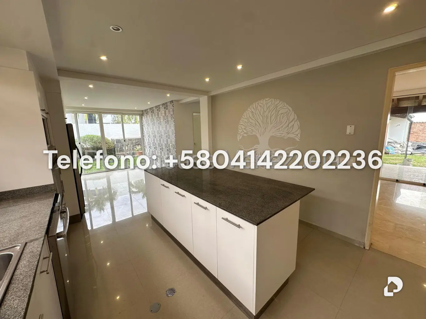 House in Lomas de La Lagunita, Caracas – 12
