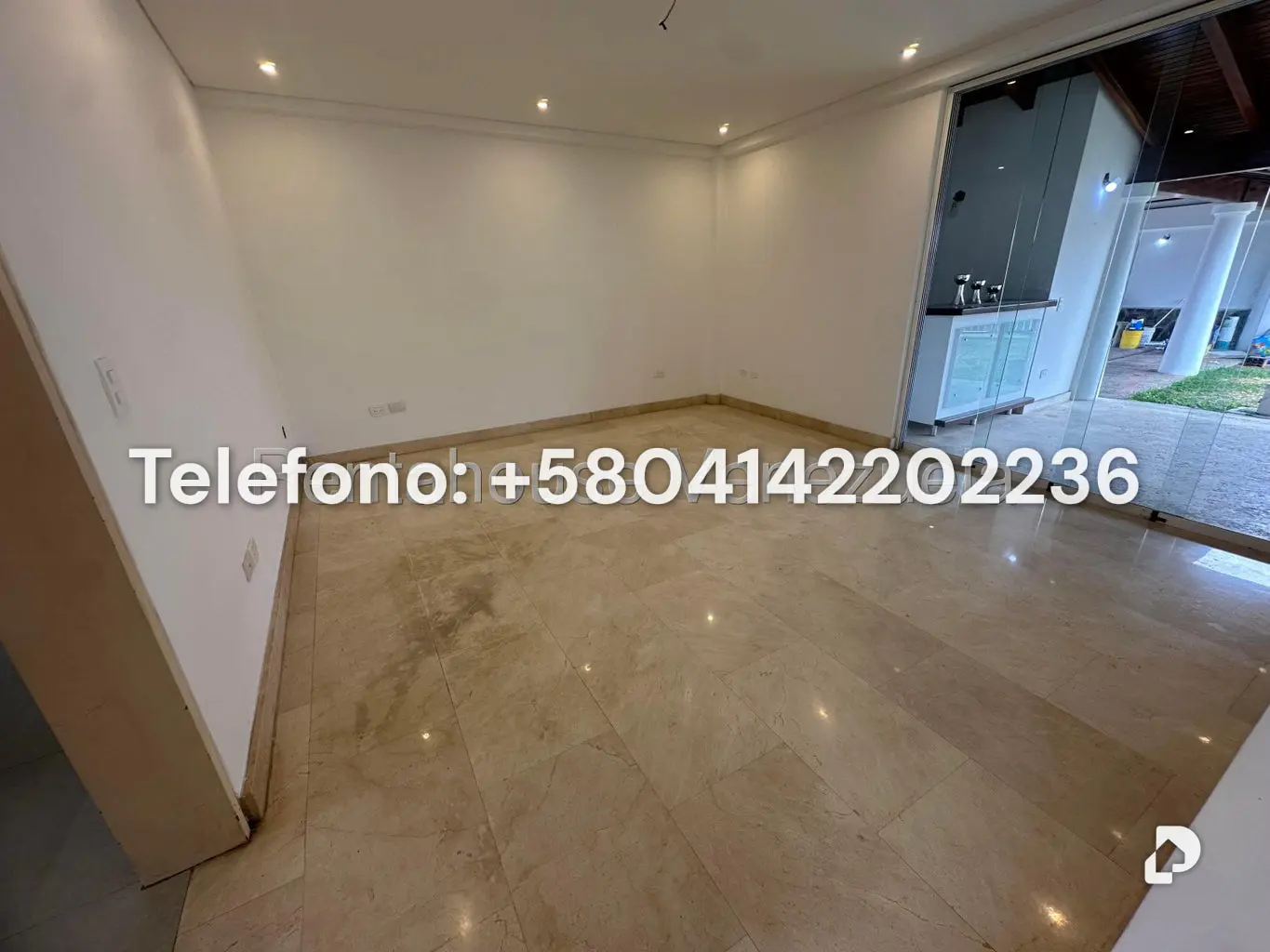 House in Lomas de La Lagunita, Caracas – 18