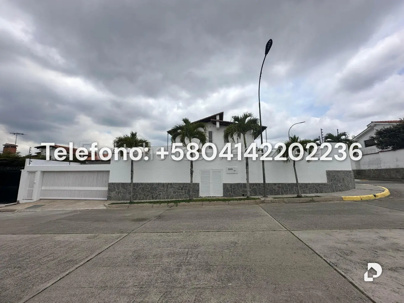 House in Lomas de La Lagunita, Caracas – 66