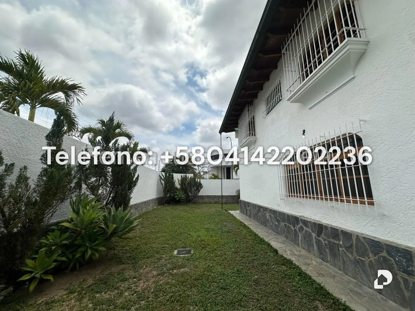 House in Lomas de La Lagunita, Caracas – 64