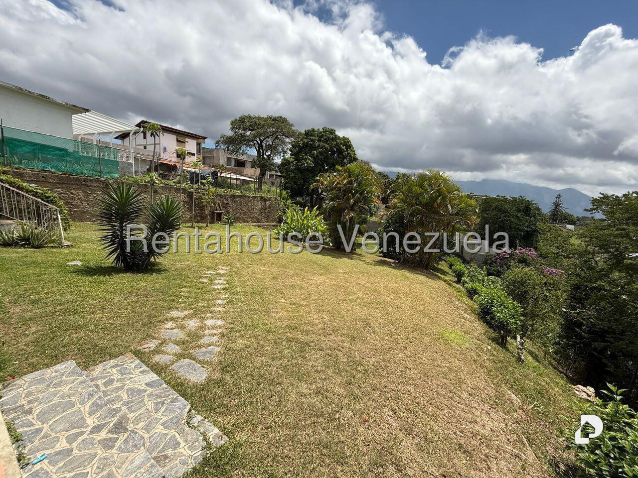 Casa en Cumbres de Curumo, Caracas – 20