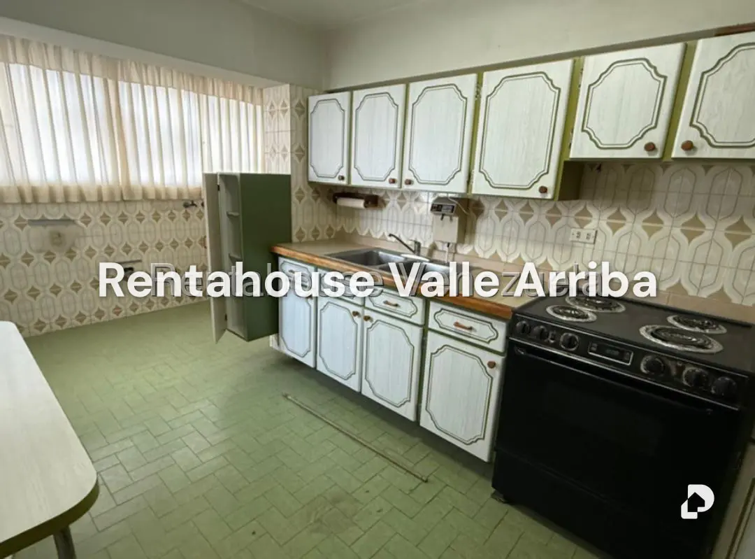 Apartamento en Colinas de Santa Mónica, Caracas – 14