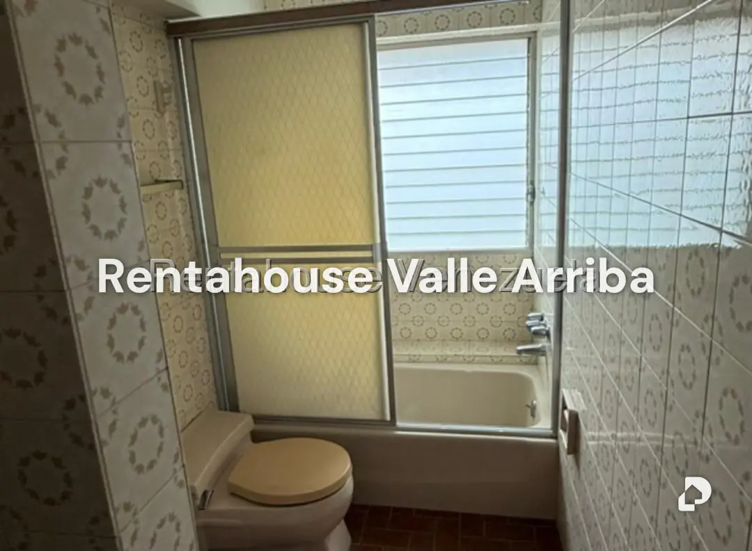 Apartamento en Colinas de Santa Mónica, Caracas – 22