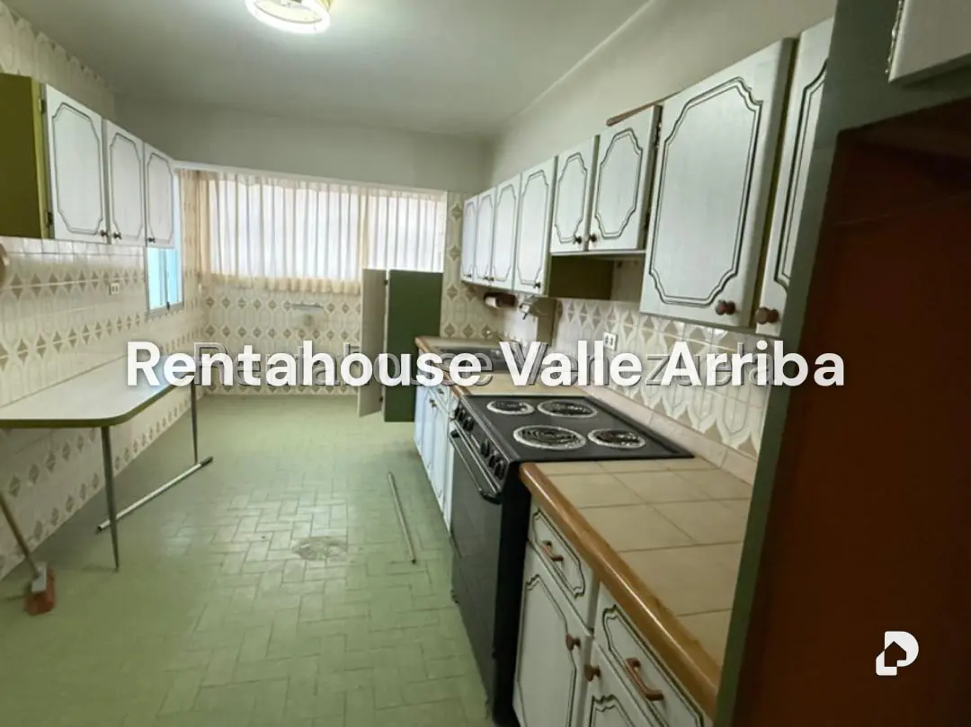 Apartamento en Colinas de Santa Mónica, Caracas – 15