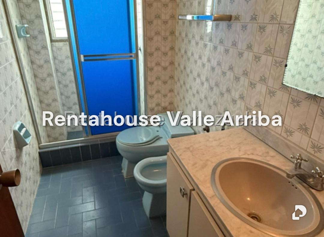 Apartamento en Colinas de Santa Mónica, Caracas – 23