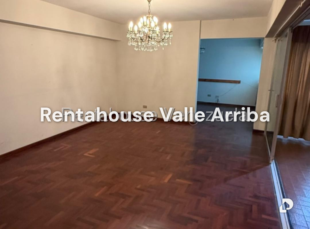 Apartamento en Colinas de Santa Mónica, Caracas – 19
