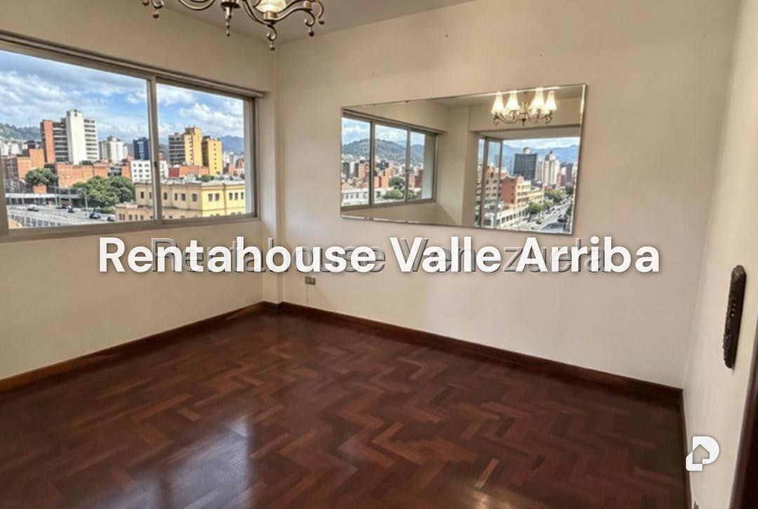 Apartamento en Colinas de Santa Mónica, Caracas – 12