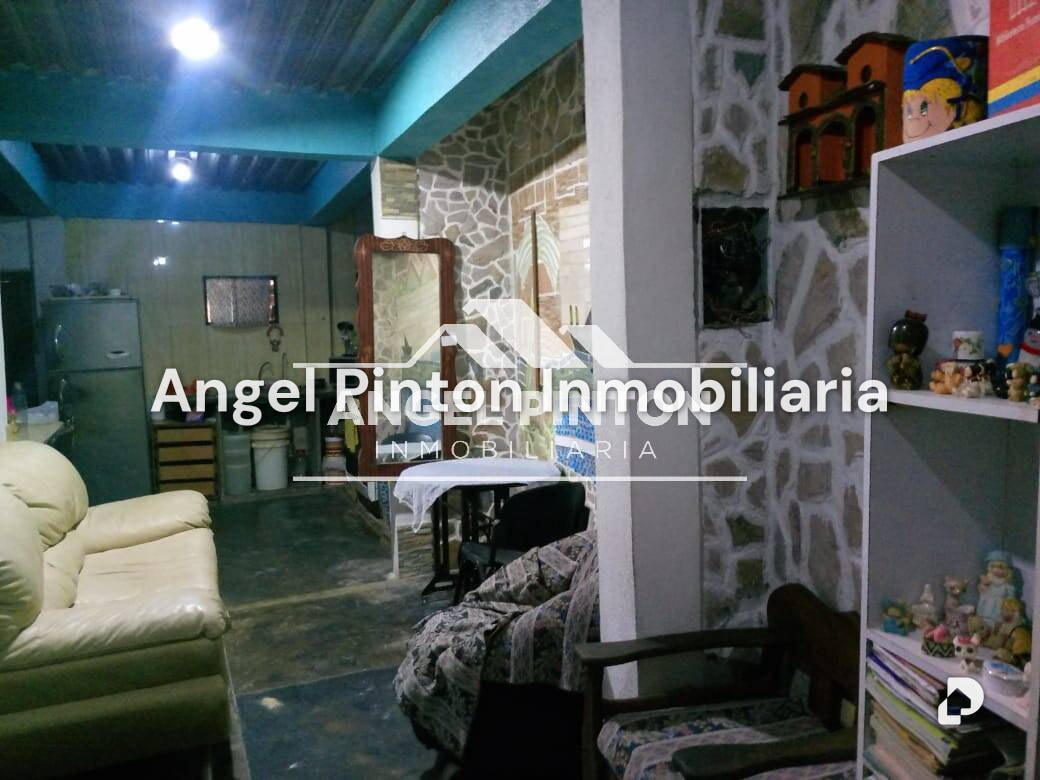 Casa en Avenida Principal de Quebrada Seca, Guarenas – 5