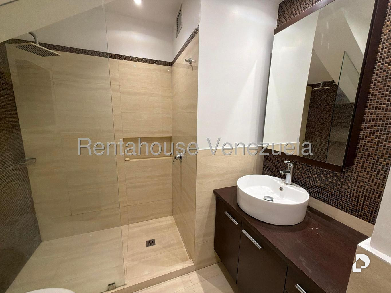 Apartamento en La Alameda, Caracas – 25