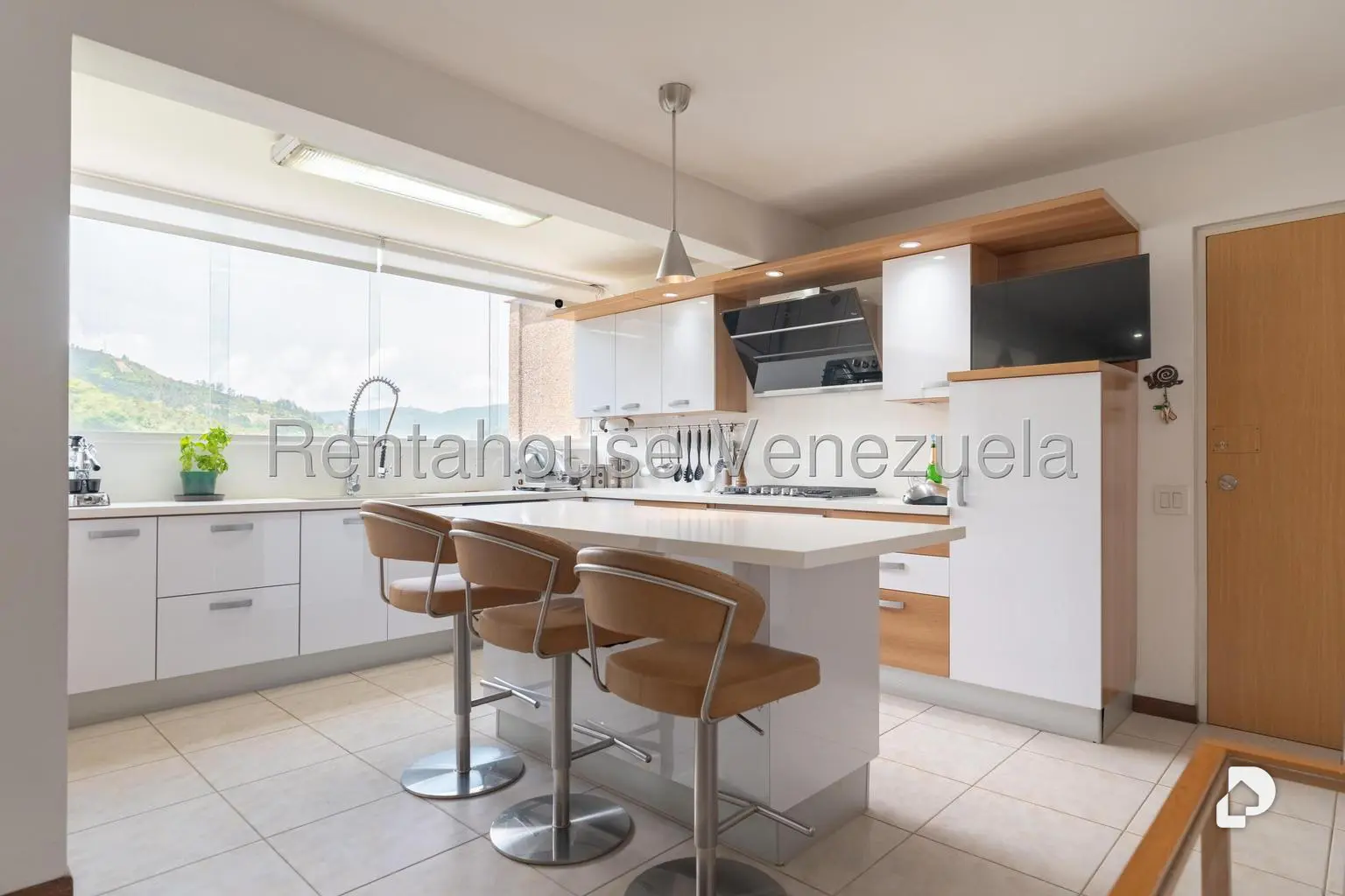 Apartamento en Las Esmeraldas, Caracas – 13