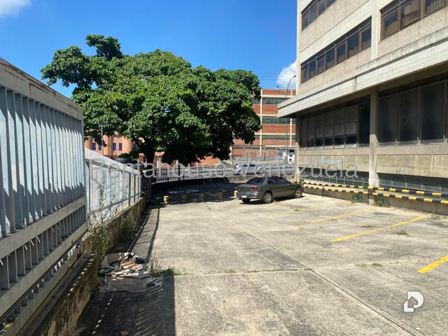 Galpón en Caracas – 3