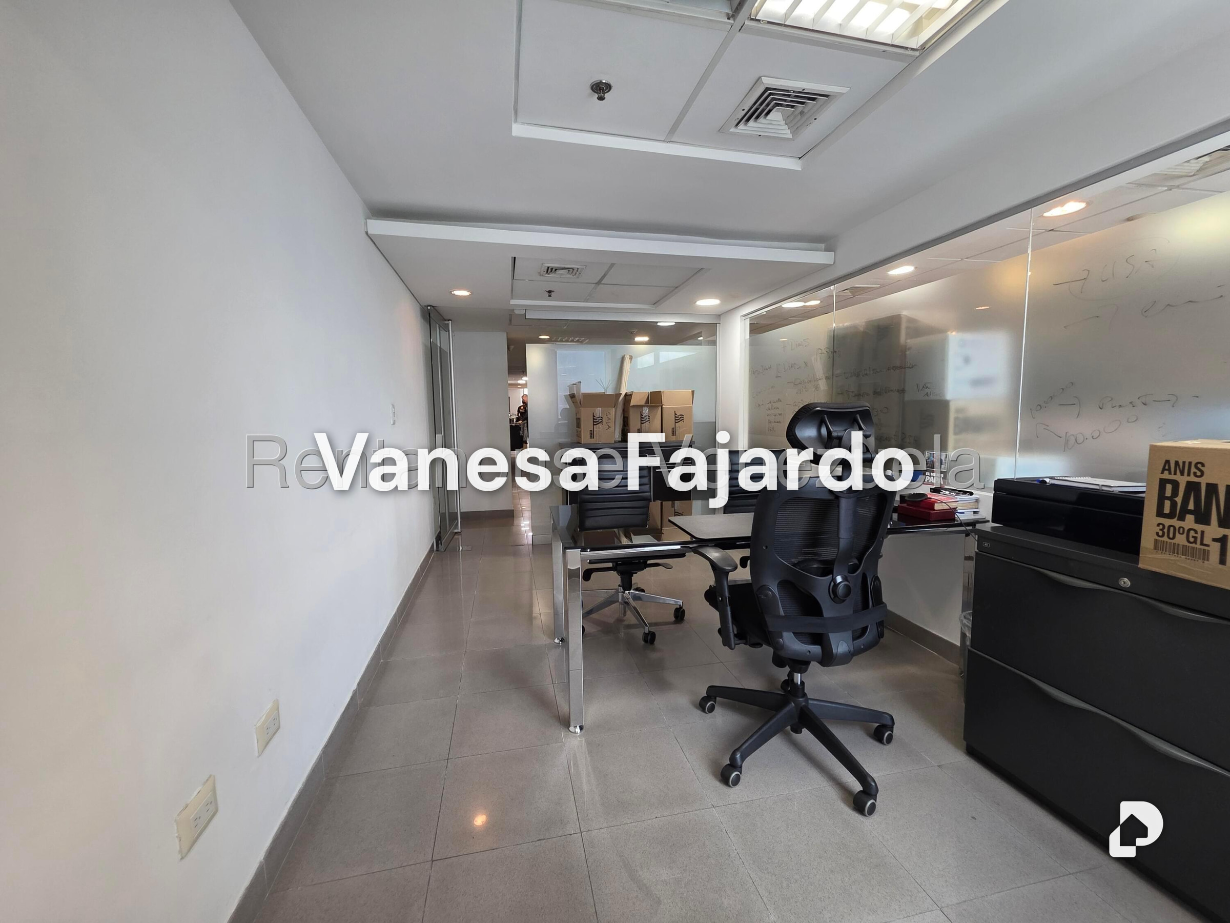 Office in El Rosal, Caracas – 19