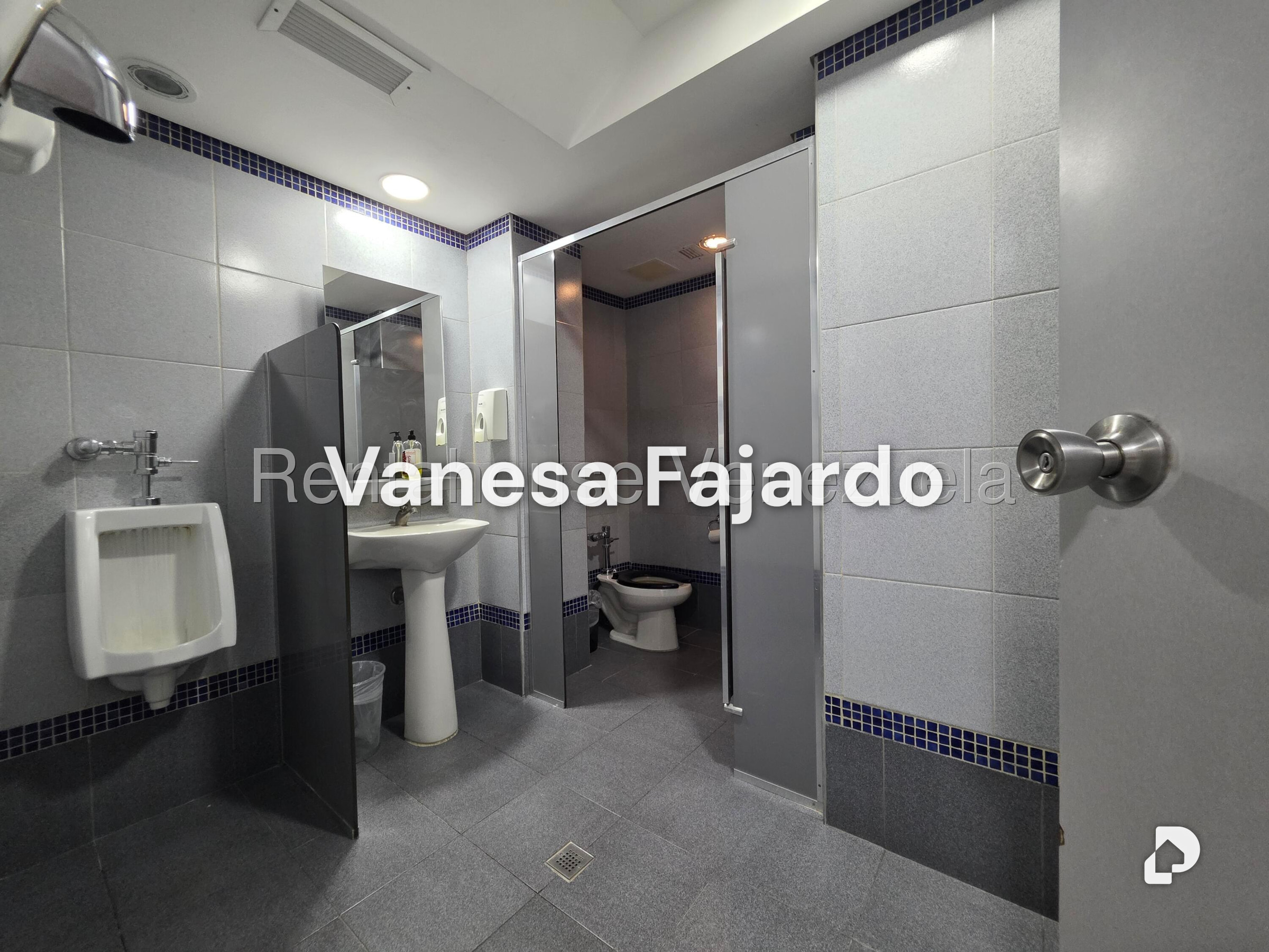 Office in El Rosal, Caracas – 26