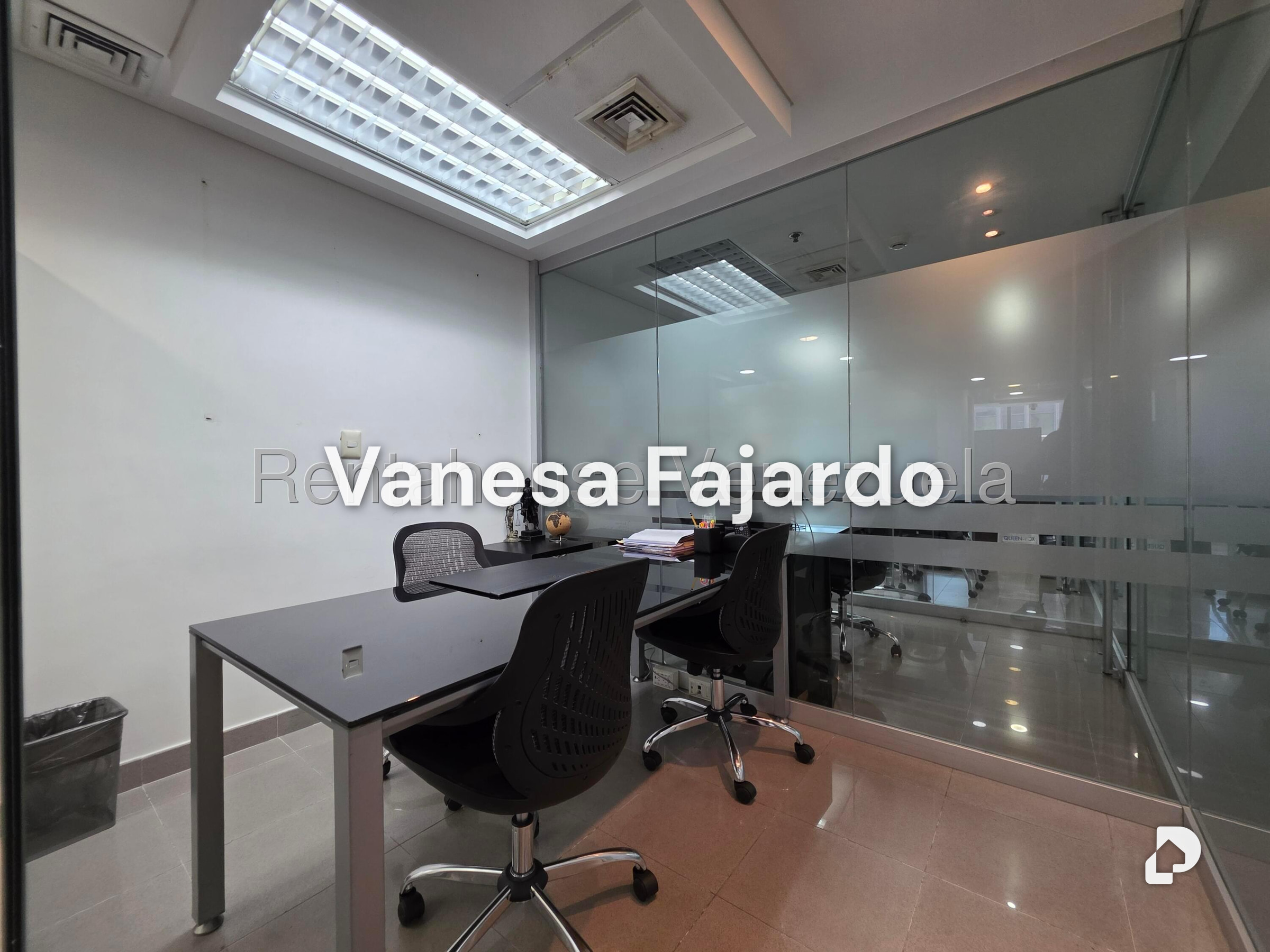 Office in El Rosal, Caracas – 8