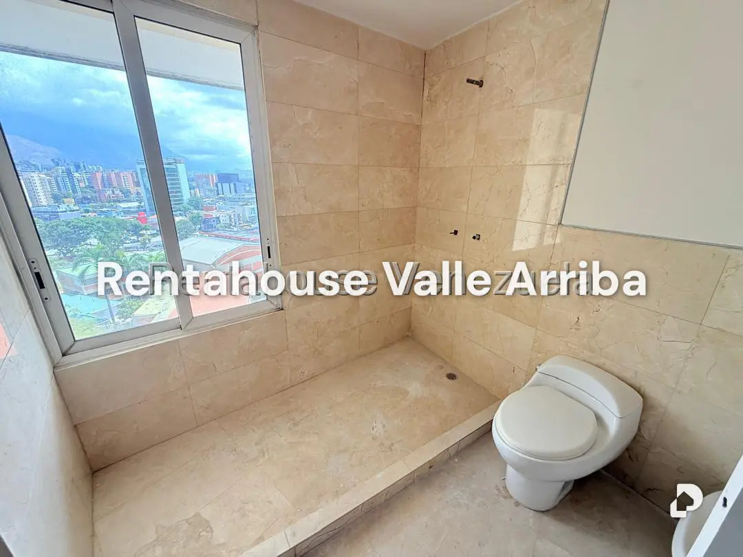 Apartamento en Las Mercedes, Caracas – 11