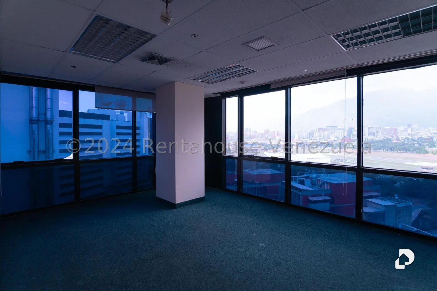 Oficina en Chuao, Caracas