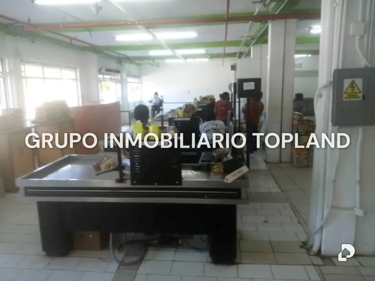 Local comercial en Playa El Agua, La Mira – 3