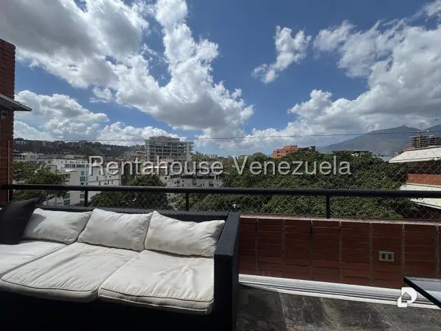 Penthouse en Los Naranjos de las Mercedes, Caracas