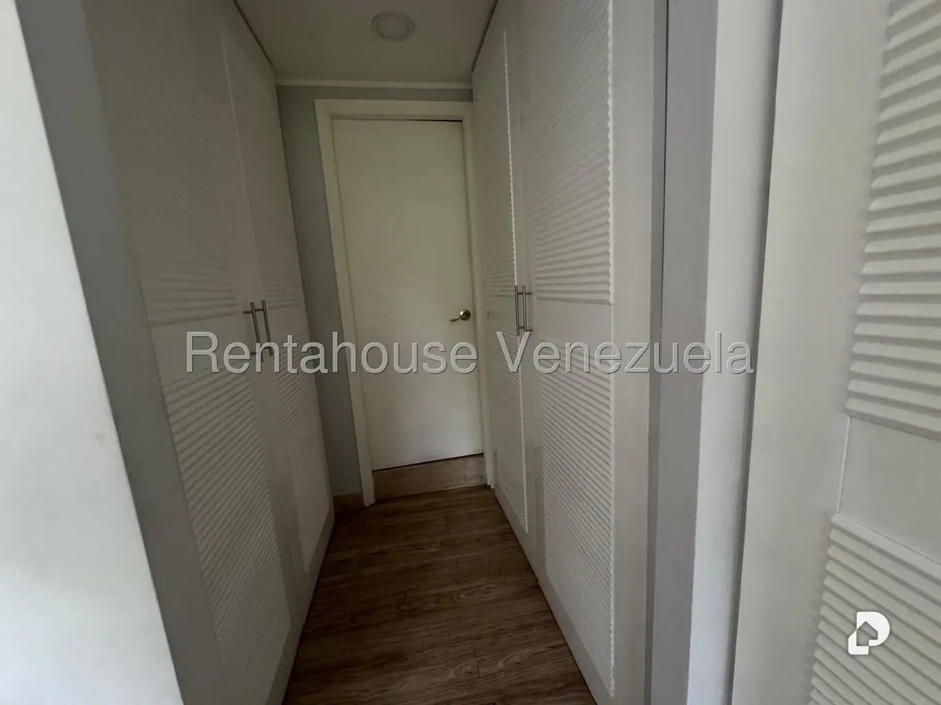 Penthouse en Los Naranjos de las Mercedes, Caracas