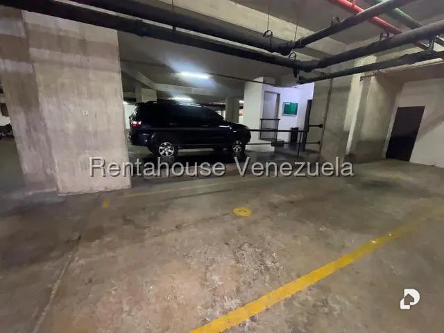 Penthouse en Los Naranjos de las Mercedes, Caracas