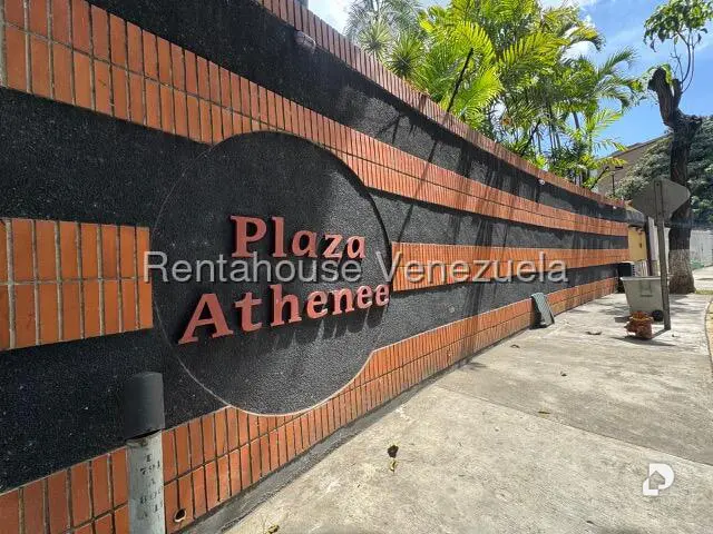 Penthouse en Los Naranjos de las Mercedes, Caracas