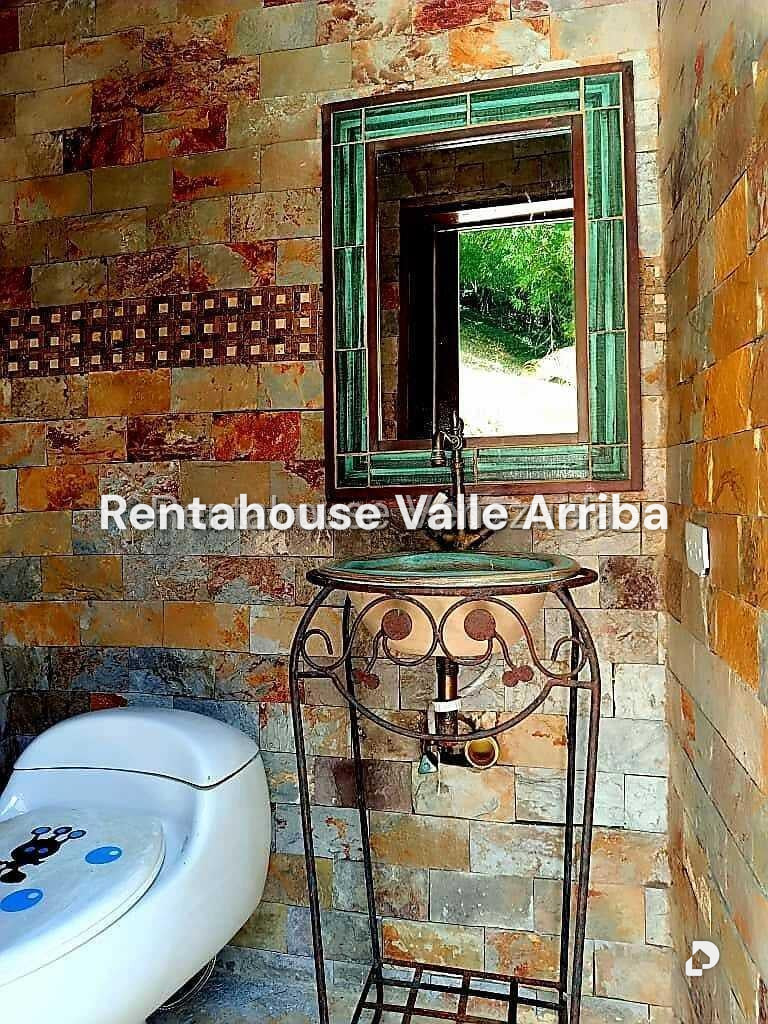 Casa en Lomas de Prados del Este, Caracas – 17
