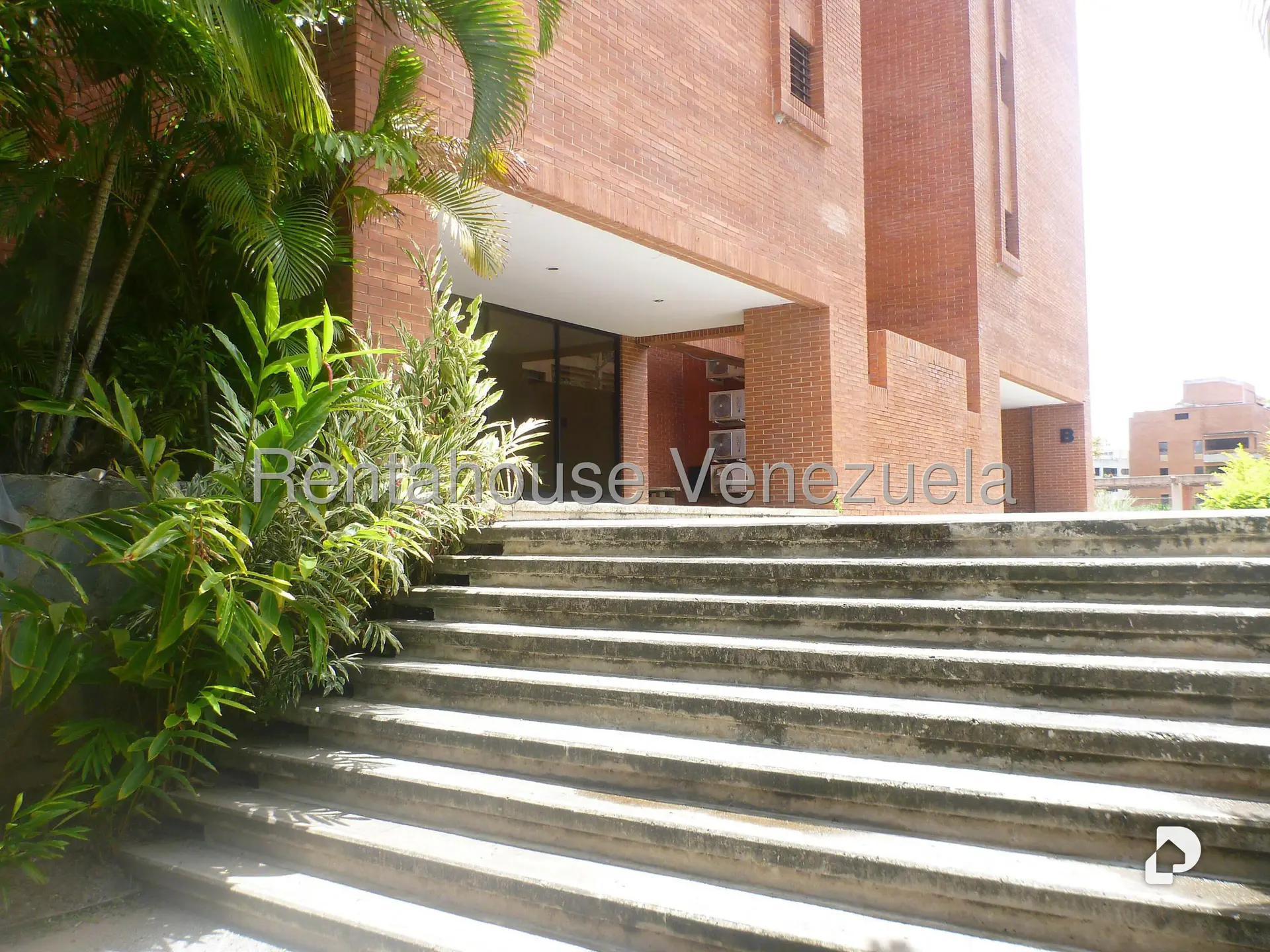 Apartamento en Los Samanes, Caracas – 32