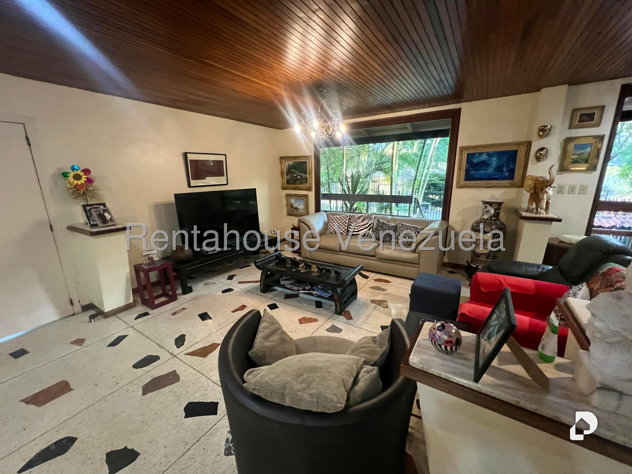 Casa en Los Geranios, Caracas – 24