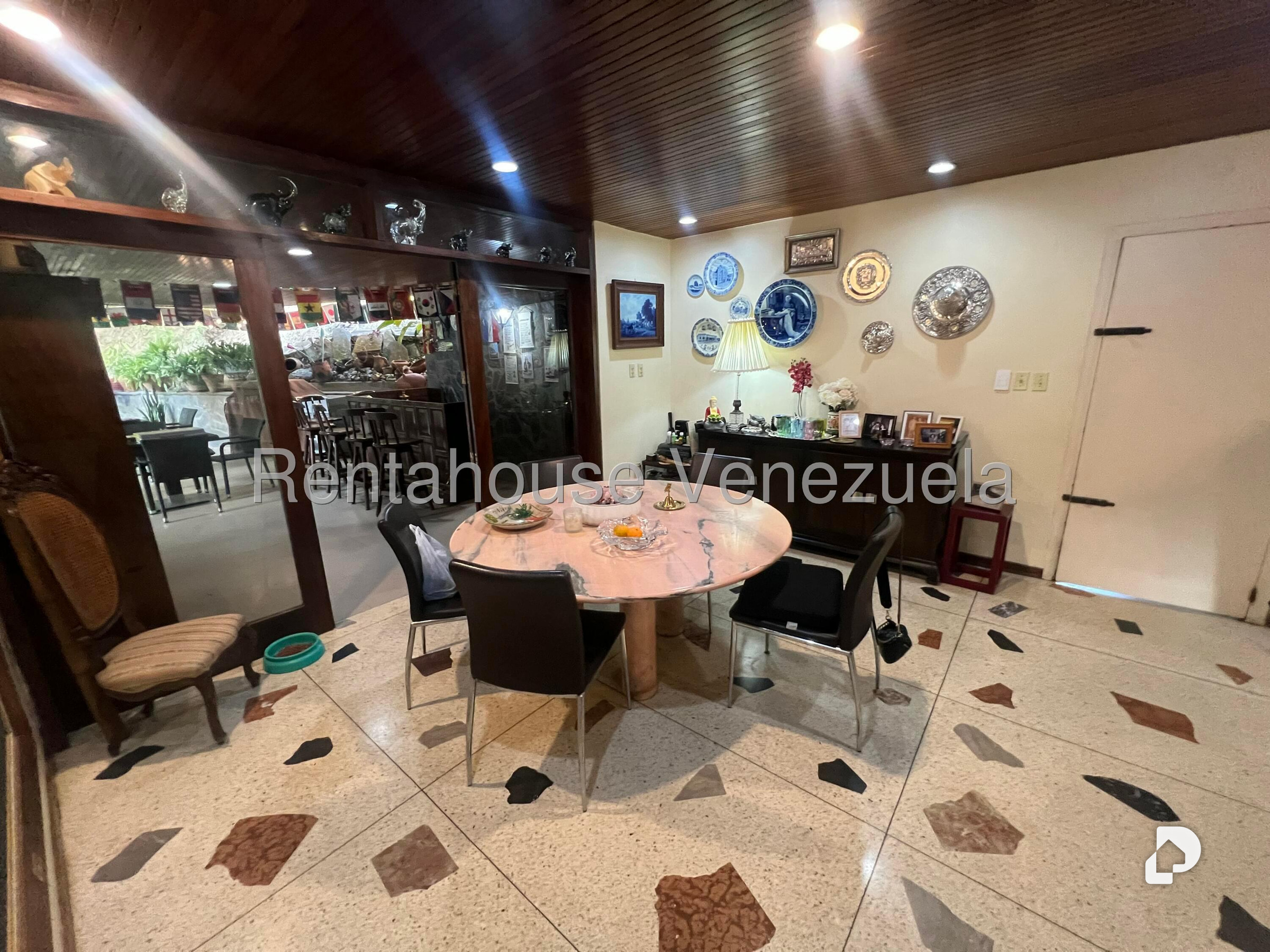 Casa en Los Geranios, Caracas – 27