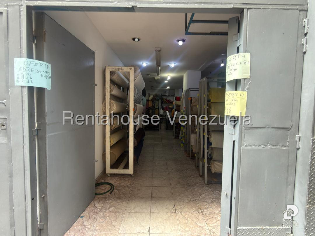 Edificio en La Candelaria, Caracas