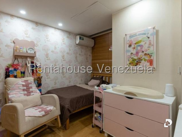 Apartment in La Tahona, Caracas – 8