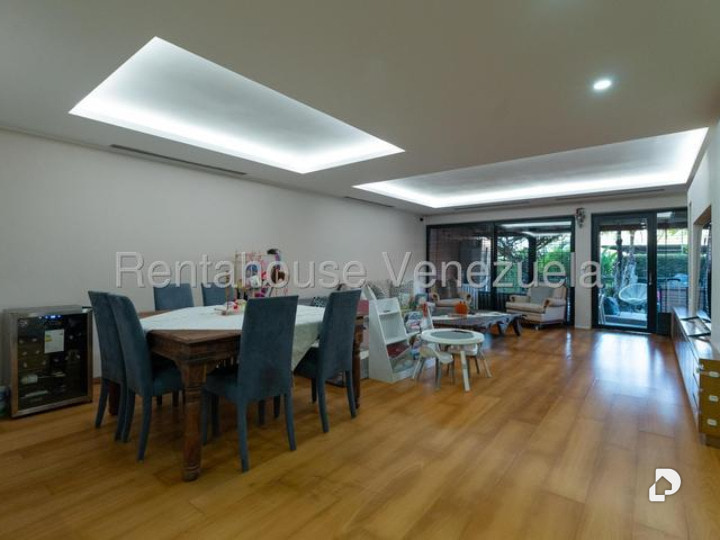 Apartment in La Tahona, Caracas – 2